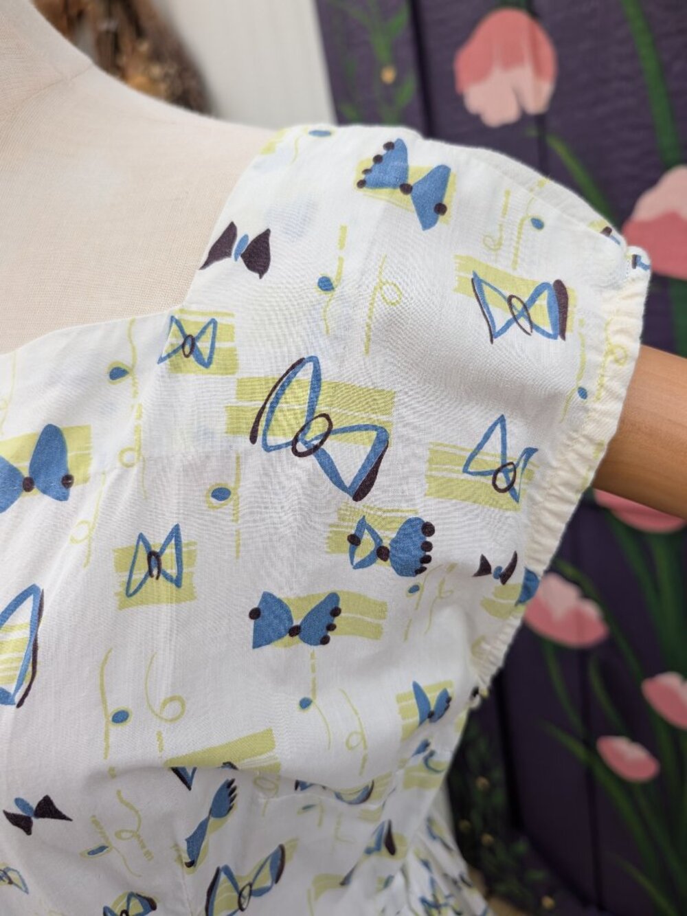 Vintage 1950's Mid-Century Bow Print Fit n Flare Sundress, Handmade - Picture 5 of 15